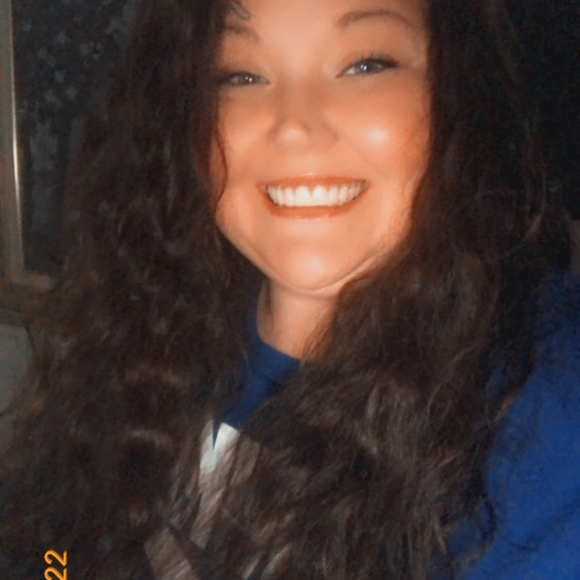 Meet your Posher, Nola - Picture 5 of 9